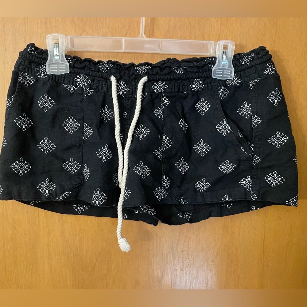Ladies Roxy shorts